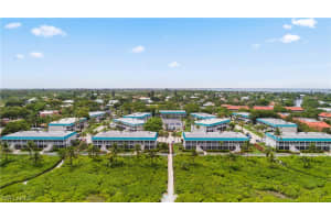 827 E Gulf Dr UNIT M2, Sanibel, FL 33957, Sold 12/21/20