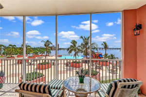 2745 First St APT 401, Fort Myers, FL 33916, Sold 09/25/19