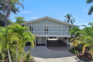 1294 Grand Canal Dr, Naples, FL 34110, Sold 09/06/19