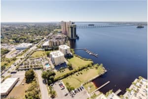 3000 Oasis Grand Blvd, Fort Myers, FL 33916, Sold 03/26/21