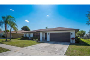 1082 Grove Dr, Naples, FL 34120, Sold 09/18/20
