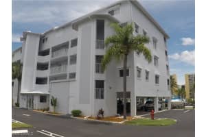 4521 Bay Beach Ln, Fort Myers Beach, FL 33931, Sold 02/07/20