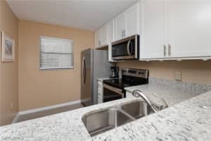 9291 Central Park Dr APT 104, Fort Myers, FL 33919, Sold 01/23/20