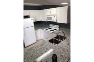 132 Santa Clara Dr, Naples, FL 34104, Sold 09/11/19