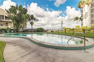 2350 W First St APT 804, Fort Myers, FL 33901, Sold 12/06/19