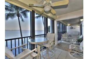 1900 Virginia Ave APT 201, Fort Myers, FL 33901, Sold 11/08/19