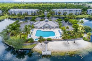 16615 Lake Cir Dr APT 422, Fort Myers, FL 33908, Sold 03/27/20