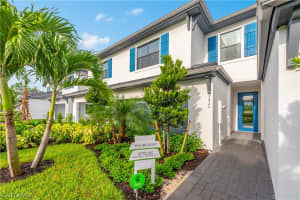 7352 Rockefeller Dr, Naples, FL 34119, Sold 06/22/20
