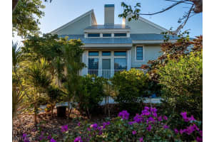 1717 Venus Dr, Sanibel, FL 33957, Sold 02/14/20