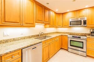 500 Saturn Ct, Marco Island, FL 34145, Sold 04/29/20