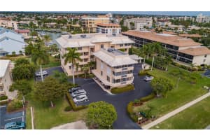 1041 Swallow Ave, Marco Island, FL 34145, Sold 03/30/20