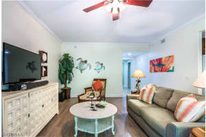 1055 Sandpiper St, Naples, FL 34102, Sold 11/22/19
