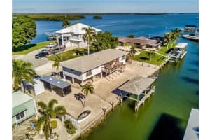 5592 Avenida Pescadora, Fort Myers Beach, FL 33931, Sold 10/09/19
