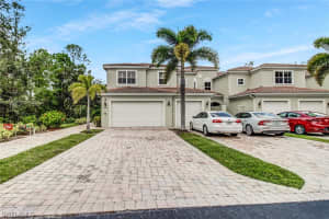 1335 Mariposa Cir, Naples, FL 34105, Sold 08/14/20
