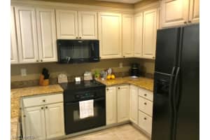 221 9th St S #312, Naples, FL 34102, Sold 10/08/19