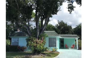 10 Kings Rd, Naples, FL 34102, Sold 12/04/19