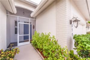 270 Stanhope Cir, Naples, FL 34104, Sold 03/18/20