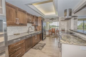 1435 Wildwood Ln, Naples, FL 34105, Sold 01/30/20