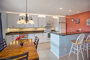 827 E Gulf Dr, Sanibel, FL 33957, Sold 04/14/20