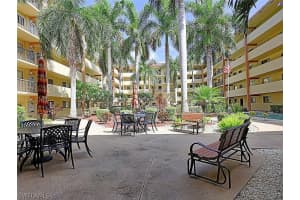 2121 Collier Ave APT 307, Fort Myers, FL 33901, Sold 11/26/19