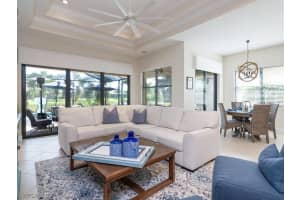 9092 Isla Bella Cir, Bonita Springs, FL 34135, Sold 08/31/21