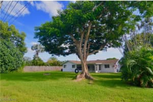 921 Adelphi Ct, Fort Myers, FL 33919, Sold 11/06/19