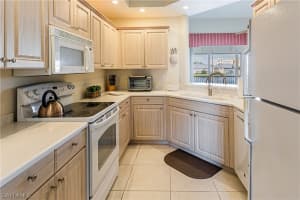 560 Club Marco Cir, Marco Island, FL 34145, Sold 12/04/19