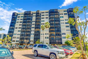 4263 Bay Beach Ln APT 213, Fort Myers Beach, FL 33931, Sold 04/17/20