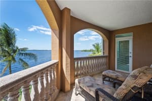 2825 Palm Beach Blvd APT 201, Fort Myers, FL 33916, Sold 02/28/20