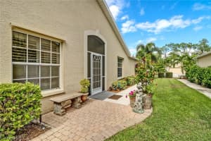 5269 Whitten Dr, Naples, FL 34104, Sold 04/20/20