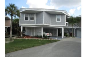 950 Moody Rd APT 115, North Fort Myers, FL 33903, Sold 03/20/20