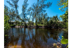 9446 Beverly Ln, Sanibel, FL 33957, Sold 02/03/20