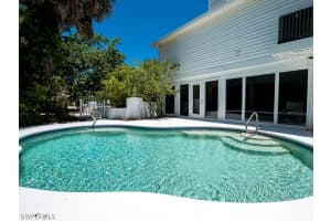 9446 Beverly Ln, Sanibel, FL 33957, Sold 02/03/20