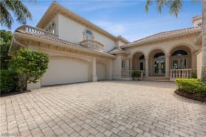 27910 Riverwalk Way, Bonita Springs, FL 34134, Sold 02/27/20