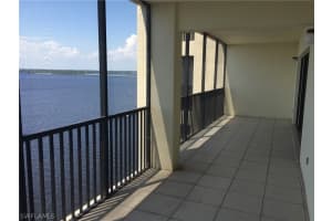 1900 Virginia Ave APT 1301, Fort Myers, FL 33901, Sold 03/23/20