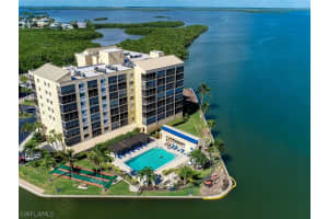 400 Lenell Rd APT 108, Fort Myers Beach, FL 33931, Sold 02/12/20