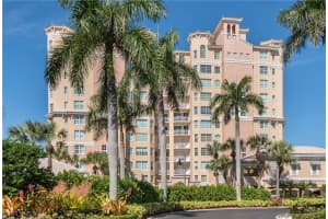 445 Dockside Dr, Naples, FL 34110, Sold 03/19/20