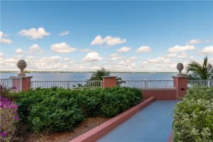 2745 First St APT 305, Fort Myers, FL 33916, Sold 05/29/20