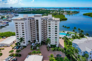 18120 San Carlos Blvd APT 805, Fort Myers Beach, FL 33931, Sold 04/14/20