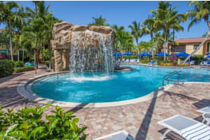 985 Sandpiper St, Naples, FL 34102, Sold 12/14/20