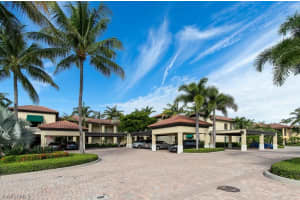 985 Sandpiper St, Naples, FL 34102, Sold 12/14/20