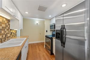 2366 E Mall Dr APT 215, Fort Myers, FL 33901, Sold 06/10/20