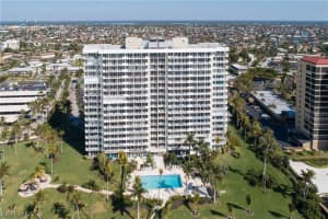 140 Seaview Ct, Marco Island, FL 34145, Sold 01/04/21