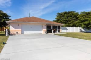 135 Connecticut Ave, Fort Myers, FL 33905, Sold 01/03/20