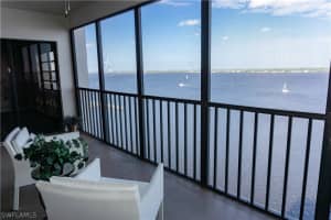 1925 Clifford St APT 1302, Fort Myers, FL 33901, Sold 03/23/20