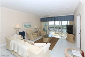 13105 Vanderbilt Dr, Naples, FL 34110, Sold 03/25/20