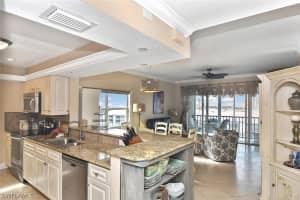 4471 Bay Beach Ln APT 361, Fort Myers Beach, FL 33931, Sold 02/13/20