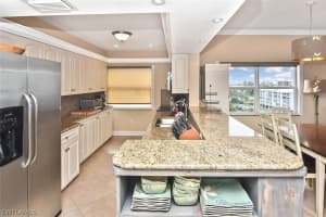 4471 Bay Beach Ln APT 361, Fort Myers Beach, FL 33931, Sold 02/13/20
