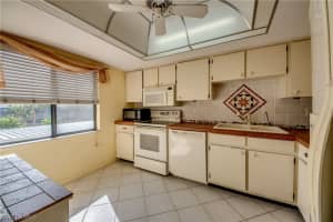 1009 SE 46th Ln APT 203, Cape Coral, FL 33904, Sold 06/22/20