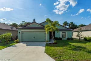 363 Shadow Lakes Dr, Lehigh Acres, FL 33974, Sold 03/31/20